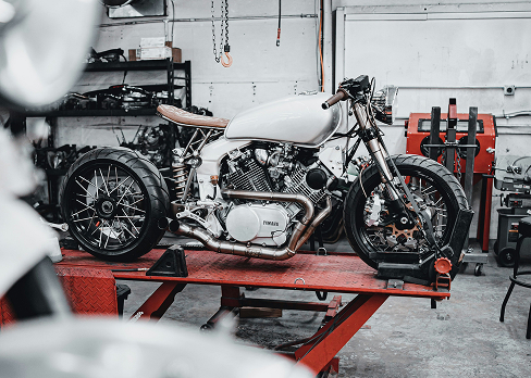 Small garages & bike shops